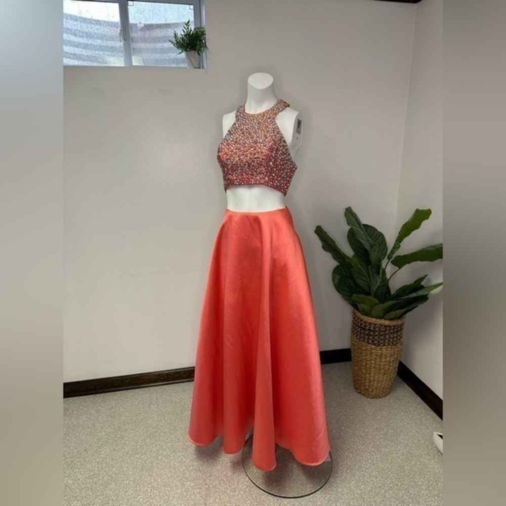 Faviana Coral 2 piece Prom Dress with Maxi‎ Skirt sz 2 - Picture 3 of 17